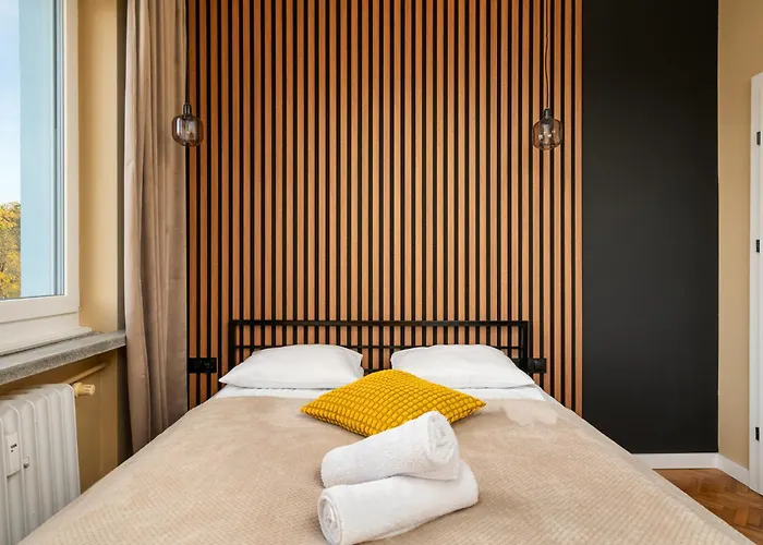 Oldtown Parkview Apartment *